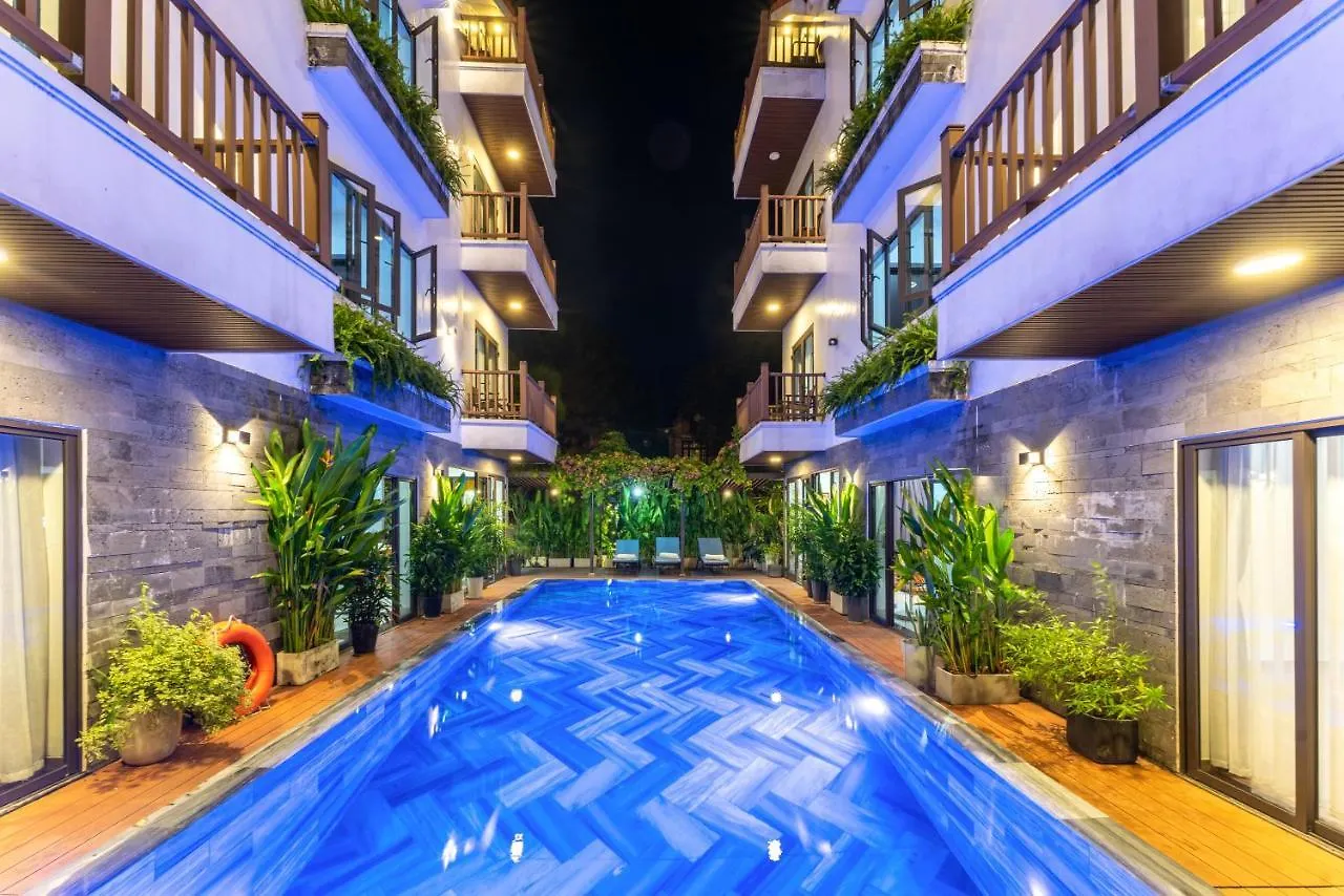 December Oasis Hoi An Villa 3*,  越南